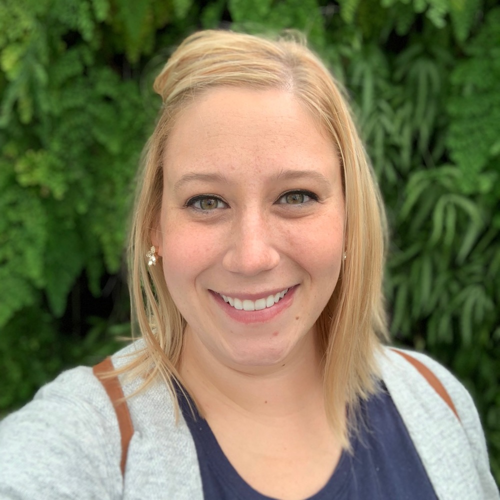 Meet your Posher, Lauren